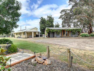 35 Vickery Road, Meadows