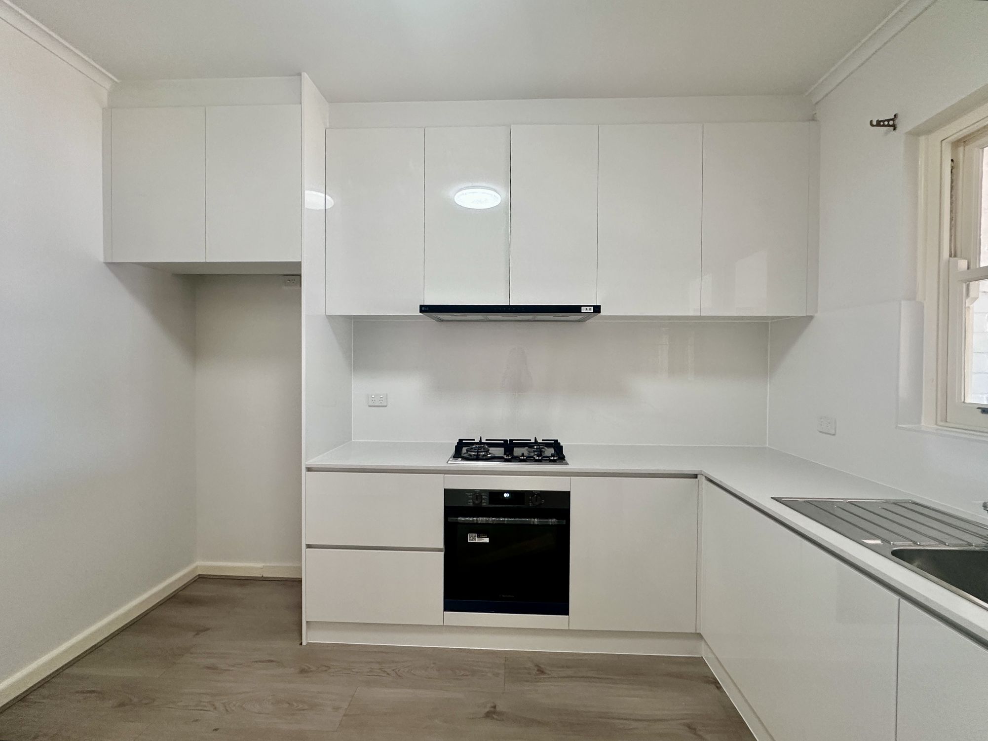 10 Rowell Road, Melrose Park