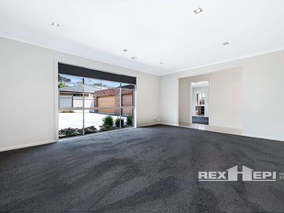 Unit 2 / 113 Clarendon Street, Cranbourne