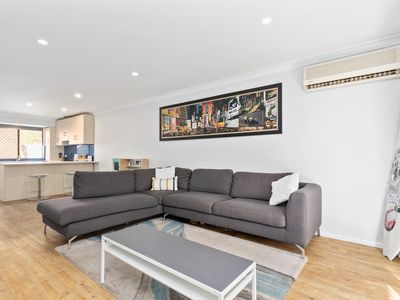 13 / 16 Dover Road, Scarborough