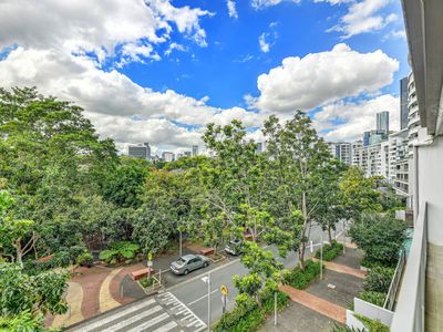 7021 / 7 Parkland Boulevard, Brisbane City