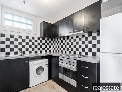 4J  /  811 Hay Street, Perth