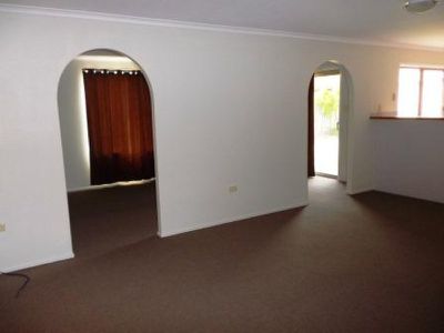 5 Kentia Court, Kawungan
