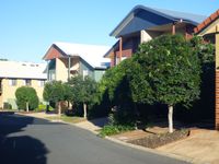 31 / 316 Long Street East, Graceville