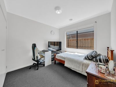 6 Milecastle Street, Tarneit