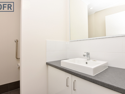 1 / 30 Haydock Street, Forrestdale