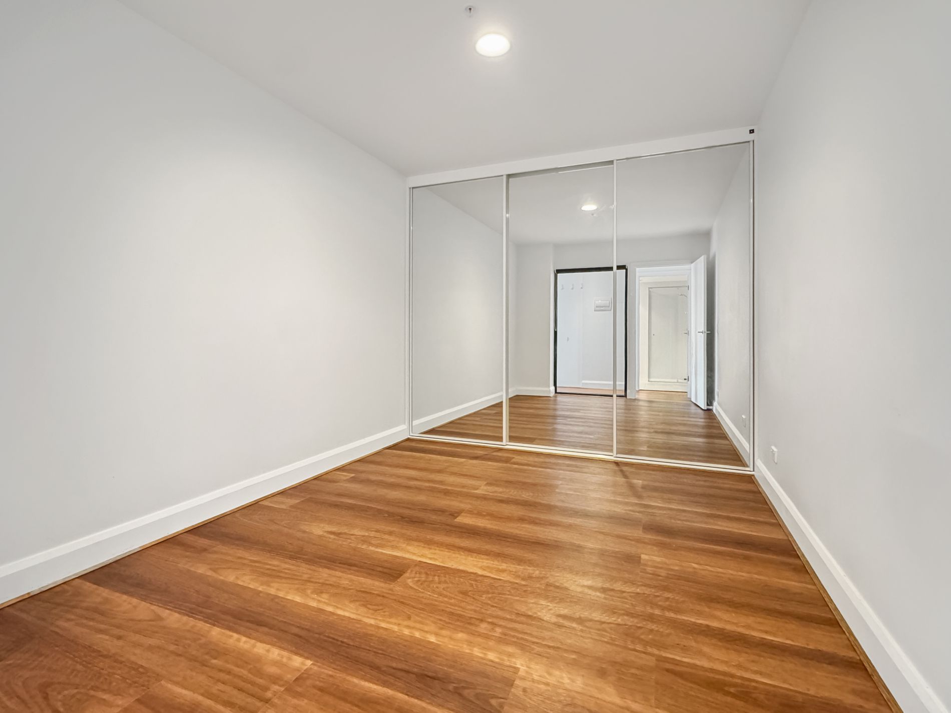 1502 / 27 Little Collins Street, Melbourne