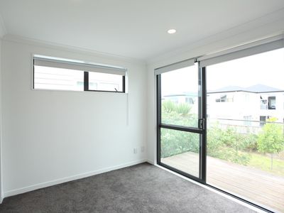 8 Blackbird Lane, Hobsonville