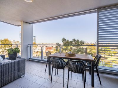 407 / 30 The Circus, Burswood