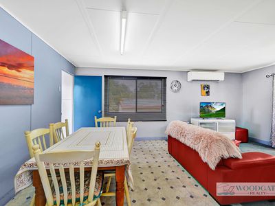 26 Manley Smith Drive, Woodgate