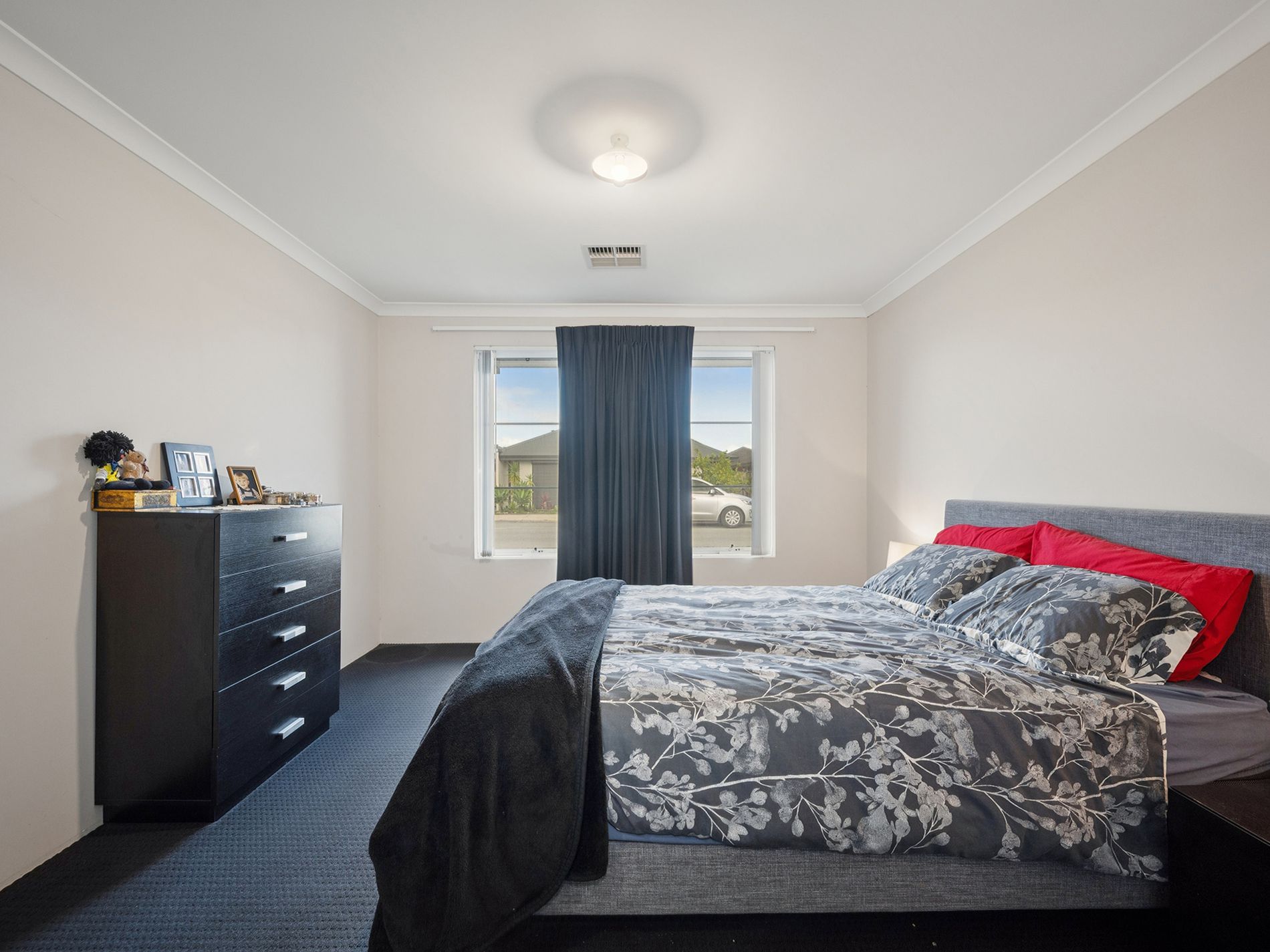 26 Calvera Gardens, Piara Waters