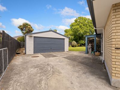 6 Gates Lane, Woolston