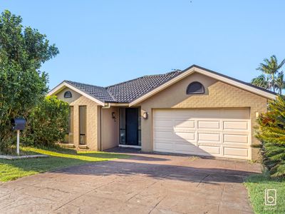 32 Greenhaven Circuit, Woongarrah