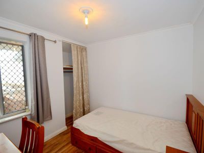 176 Yale Road, Thornlie