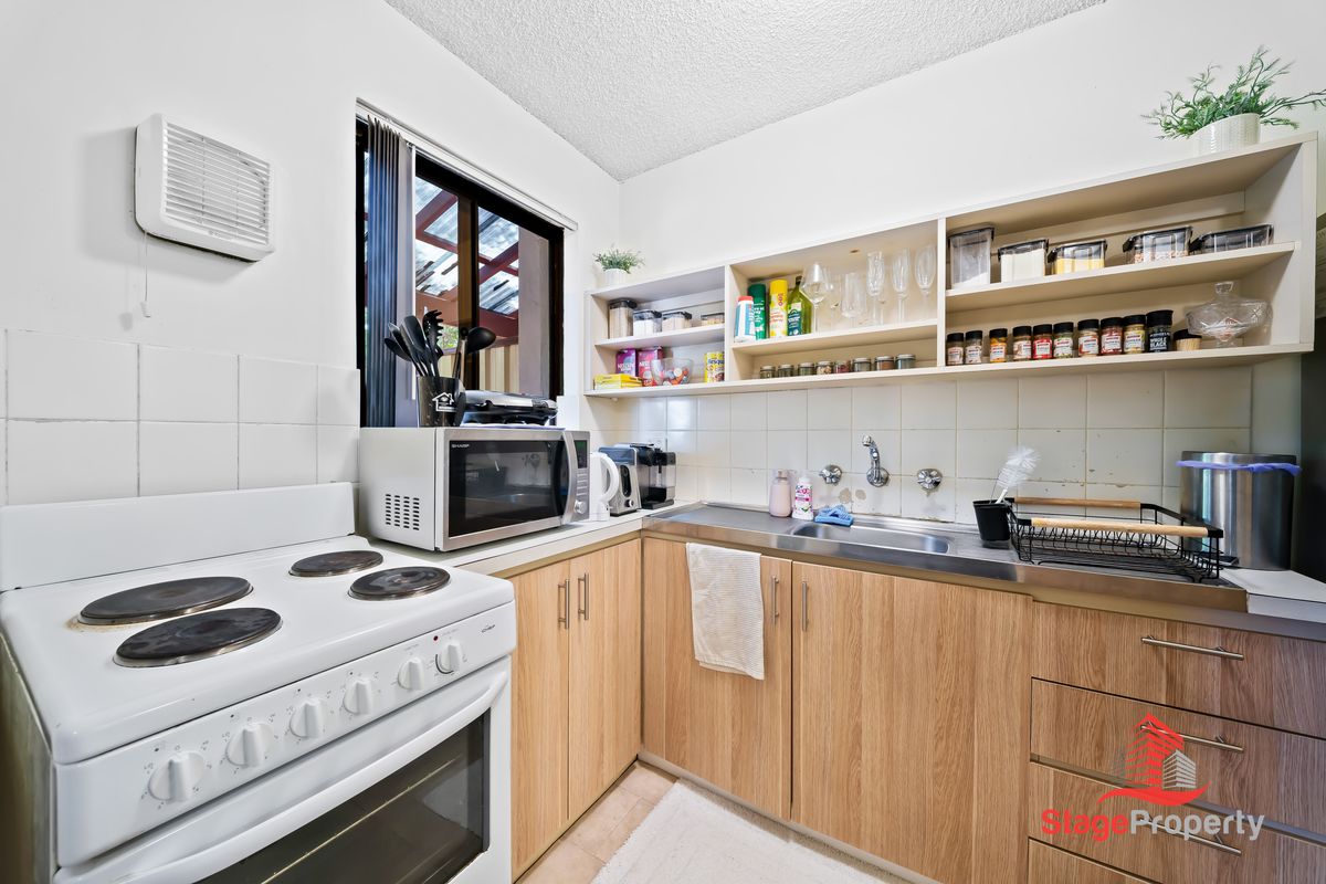 40 / 33 Farina Drive, Yokine