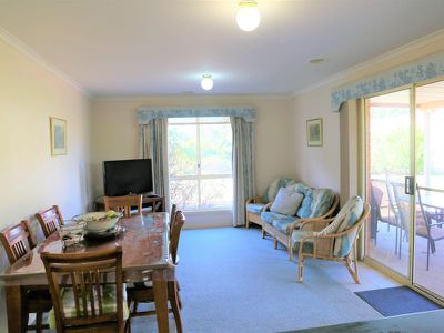 16 Longwood Rd, Avenel