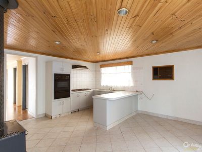 38 Meredith Crescent, Hampton Park