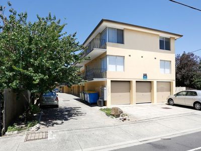 13/709 Barkly Street, West Footscray