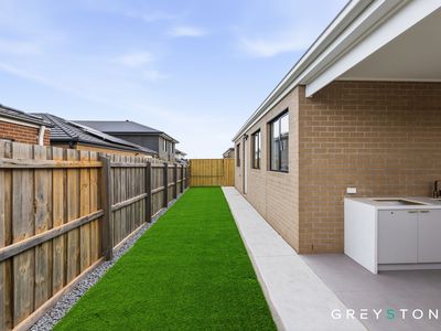 15 Latigo Street, Fraser Rise