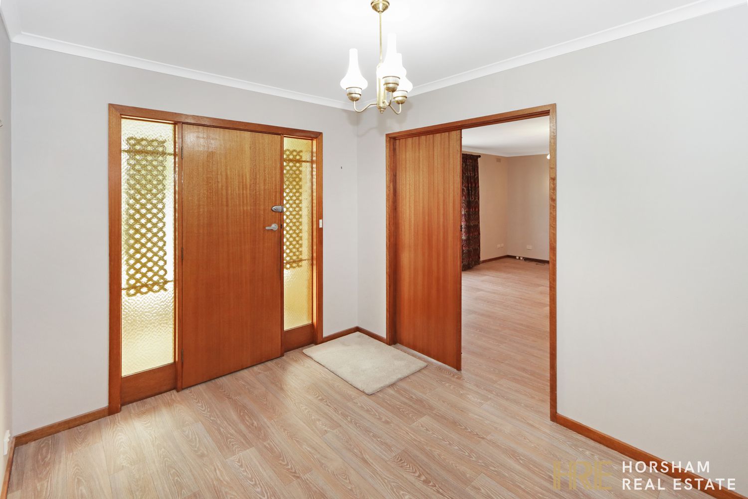 14 Caroline Street, Horsham