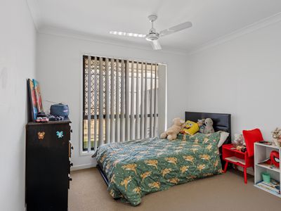 2 / 40 Peregrine Drive, Lowood
