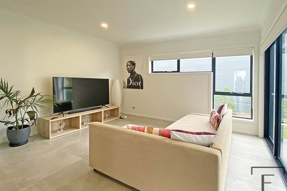 17 Flyer Glade, Blacktown