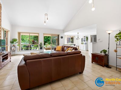 8 Binya Place, Ocean Shores