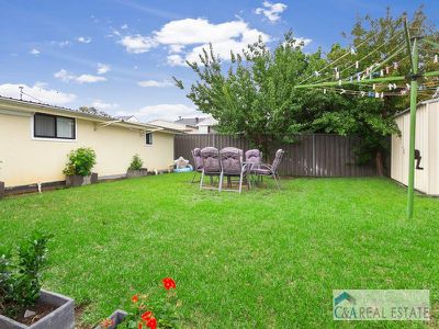 11 Appleton Ave, Lurnea