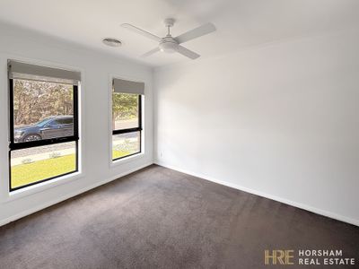 35 Mclean Drive, Horsham