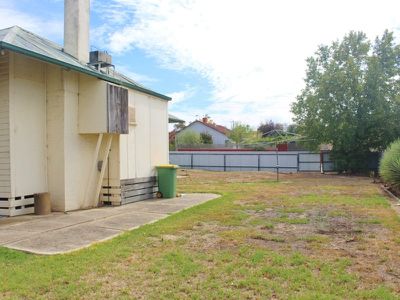 24 William St, Rutherglen