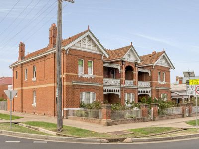 3 / 127 William Street, Bathurst