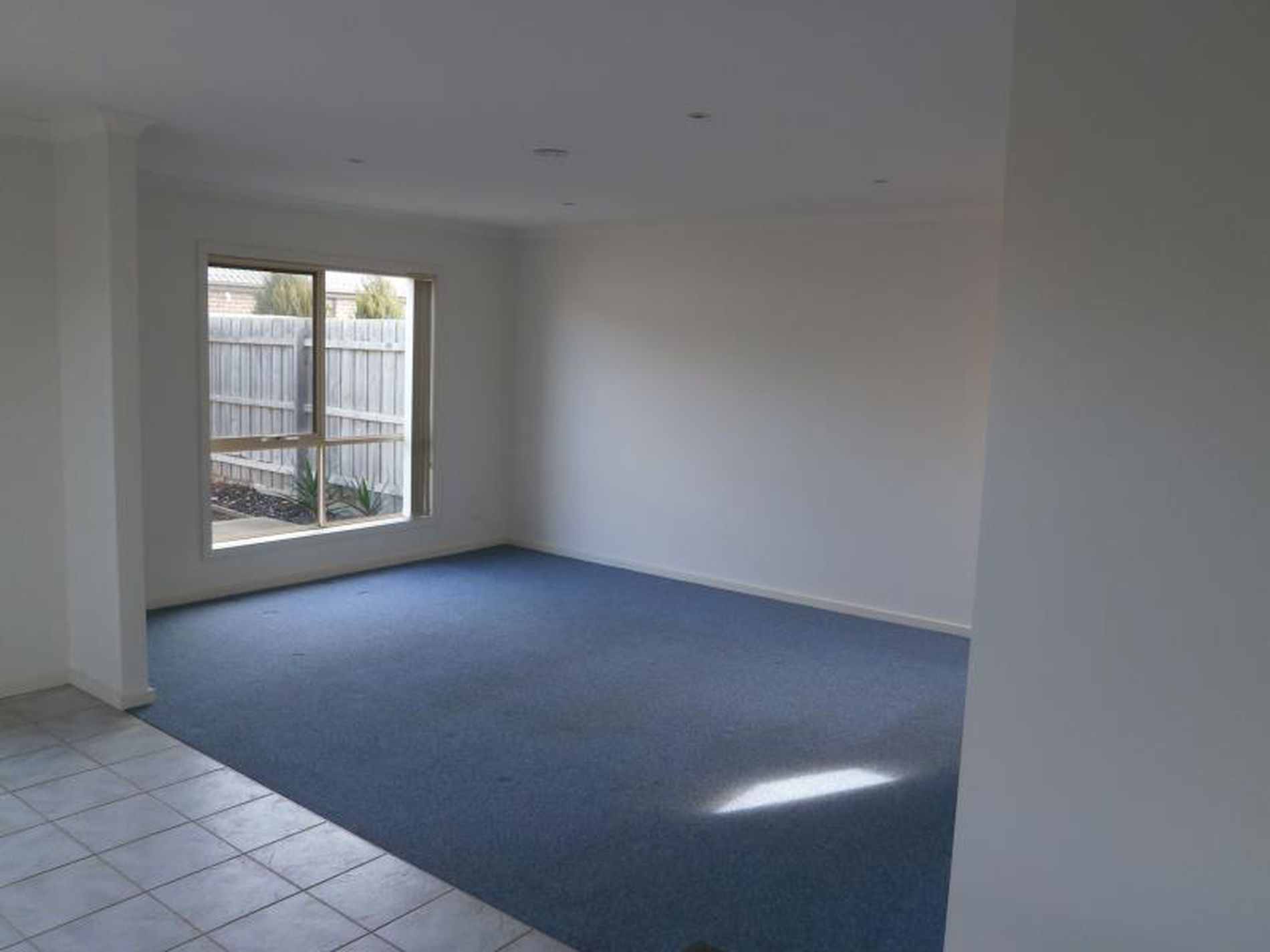 1 / 19 Cootamundra Court, Werribee