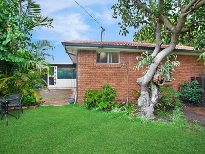 2 Morang Street, Hawks Nest
