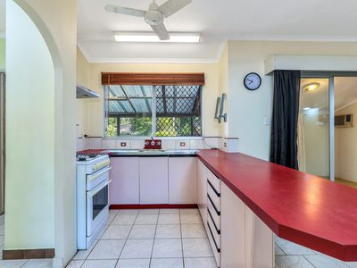 36 Moulden Terrace, Moulden