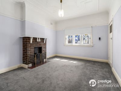 12 Moorebank Avenue, Moorebank