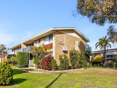 3 / 4 Villiers Street, Yokine
