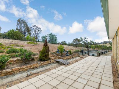 82 Bates Court, Heathcote