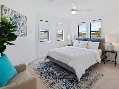 65 Wedgebill Parade, Burleigh Waters
