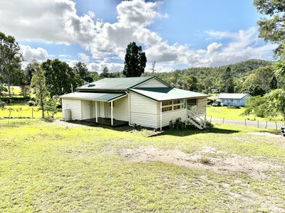 32 Railway Street, Mount Perry