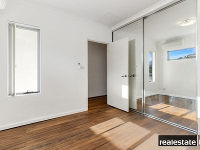 6 / 14 John Street, Bentley