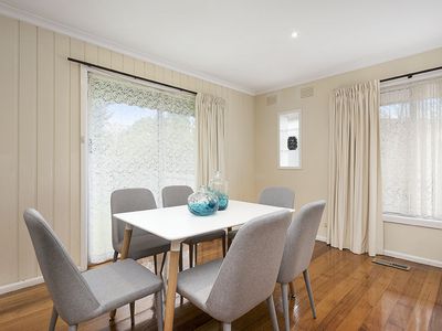63 Dehnert Street, Doncaster East