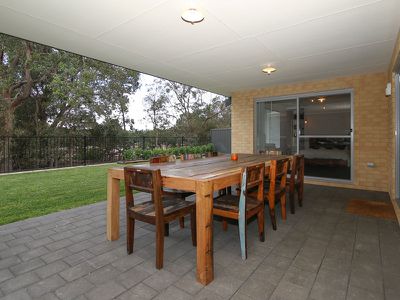 11 Petula Court, Aveley