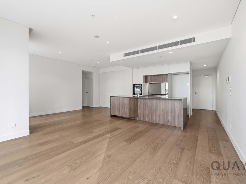 1111 / 21 Spurway Drive, Norwest