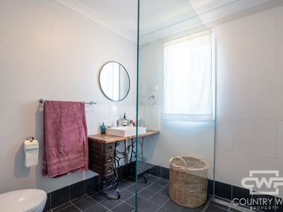 7B Bourke Street, Glen Innes