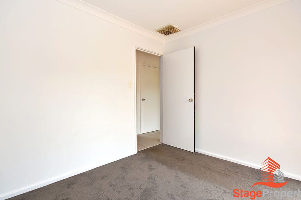 15 Burnett Avenue, Leeming