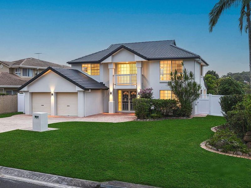 1 Connah Crescent, Carindale