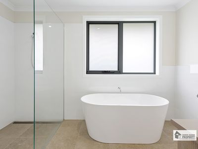 1 Hill Court, Wynyard