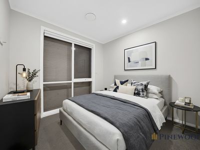 42 Plowman Court, Epping