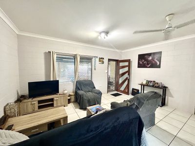2 / 80 Hollywood Boulevard, White Rock