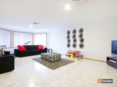 73 Pottery Circuit, Woodcroft